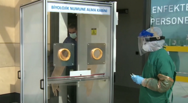 Temassız numune alma kabini Bursa'da hizmete girdi